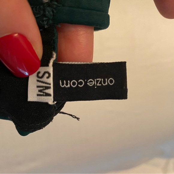 Onzie size small/medium Flow Mesh Insert High Rise Legging pant and bralette top - Picture 9 of 11